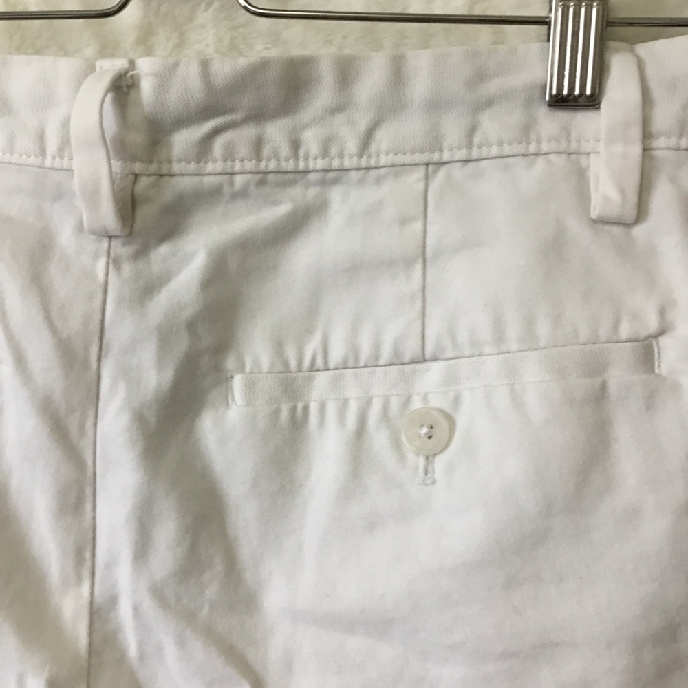 Banana Republic White Men Aiden Chino Shorts - Picture 7 of 15